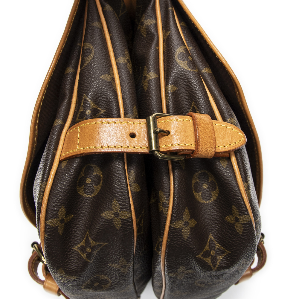 Louis Vuitton Saumur MM - Picture 7 of 11